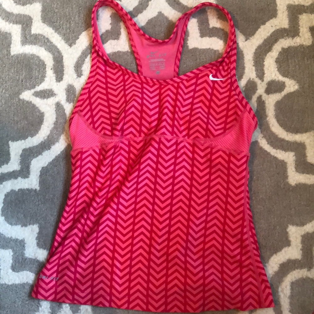 Nike workout tank